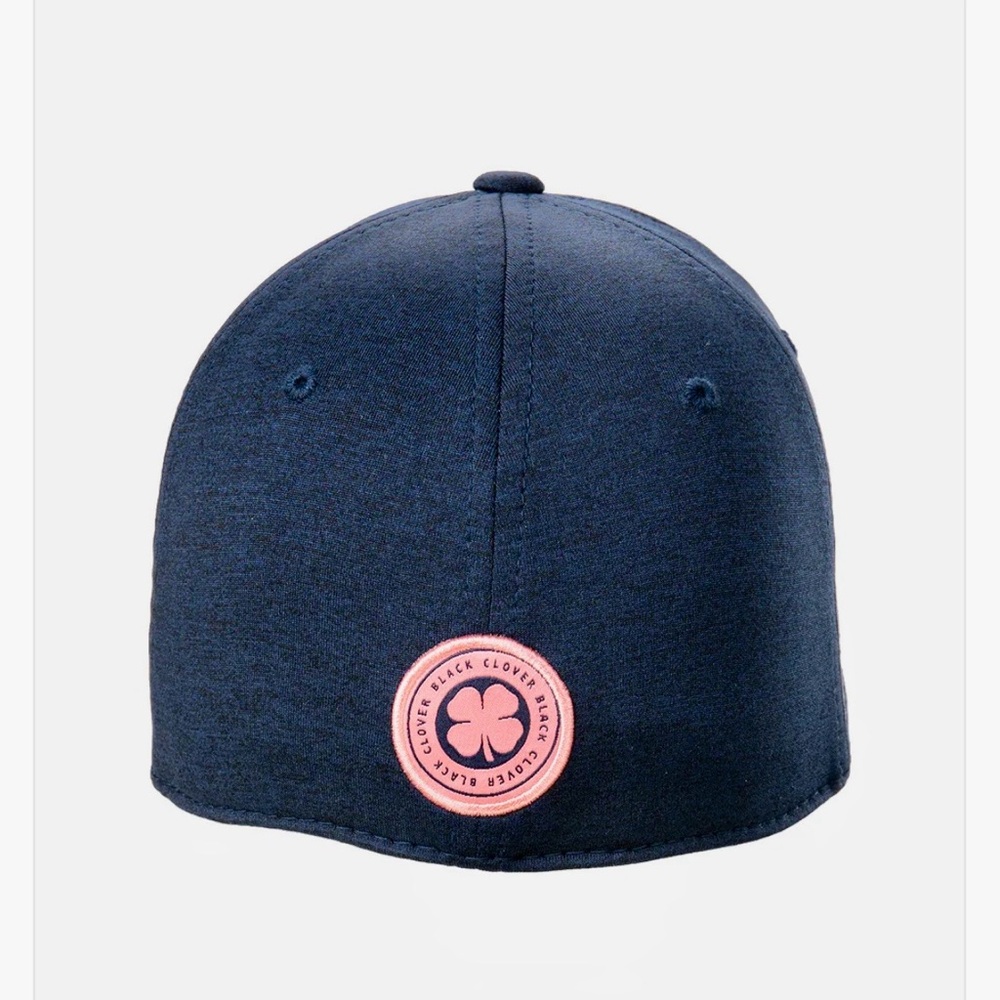 NWT Lucky Heather Rose cap from Black Clover. Size Small/Medium. Iconic. - Picture 3 of 12